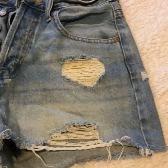 Aeropostale distressed shorts - Picture 4 of 7